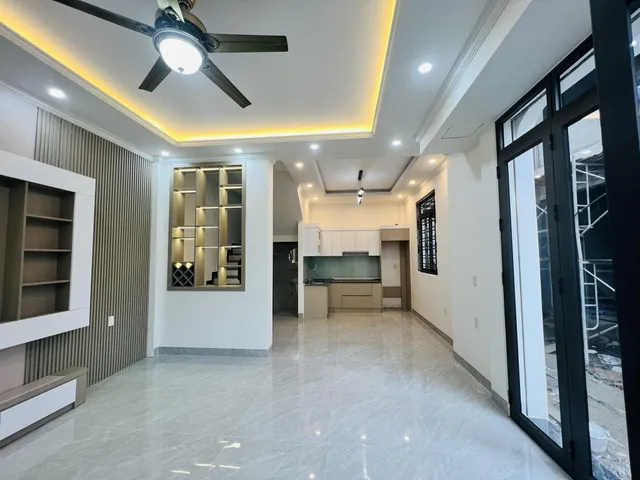 bán nhà 3 tầng tại Cam Lộ 3, ngõ 105 Nguyễn Trung Thành, Hùng Vương, Hồng Bàng. Lh 0398787284