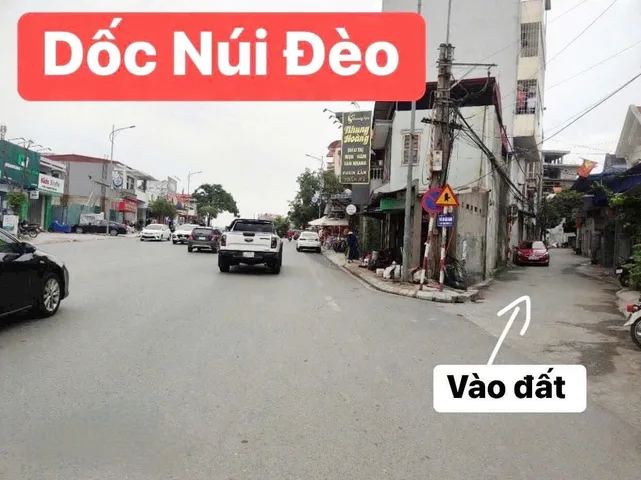 Bán lô Núi Đèo . Cách 359 hơn 100 m , cách trung tâm hành chính 5p . L/h:076.231.9990 e Thúy
