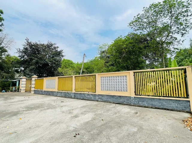 Bán đất 2025.1m² có sẵn 300m² thổ cư ngang 25m giá 36.5 tỷ tại Đường Bàu Lách Xã Nhuận Đức
