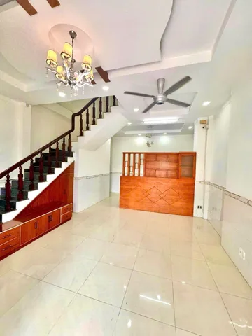 🚗 BÁN NHÀ 4 TẦNG - 56M2( 5.5*10.5) - HOÀN CÔNG - 4PN, 5WC - TIỆN ÍCH BỔ VÂY - HẺM XE HƠI - GẦN CHỢ, TRƯỜNG - TRƯỜNG THẠNH, THỦ ĐỨC.(T)