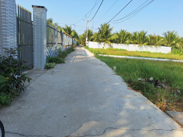 Đất Phường Đạo Thạnh, Mỹ Tho, cách ĐT 879 khoảng 200 mét, Đường xe ô tô 3,5 mét. Giá 800 triệu