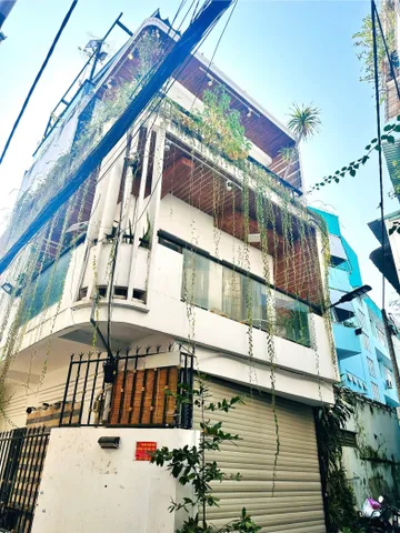 Bán căn góc Hòa Hảo Quận 10 – 40,4m² – 4 tầng – ngang 4,4m nở hậu 6,1m – giá 8 tỷ