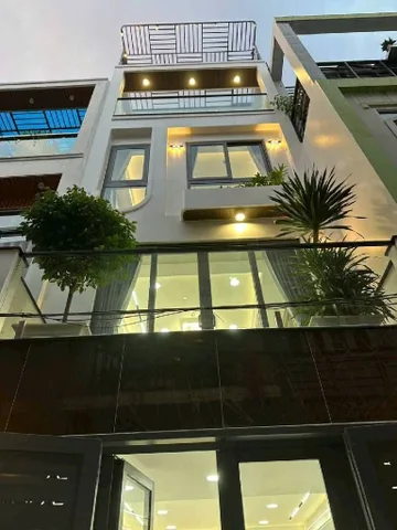 Bán nhà 4 tầng sổ hồng riêng, quang trung
