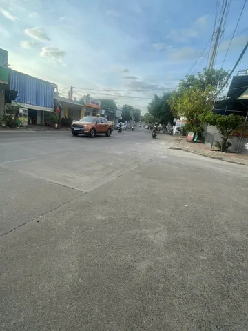 Bán lô đất Mặt Tiền đường A2 phường BUÔN MA THUỘT cách Phạm Ngũ Lão chỉ 25m