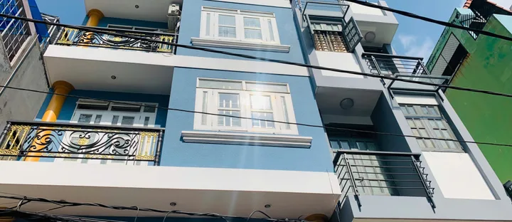SÁT HẺM XE HƠI - 3 TẦNG GẦN 40M2 - VIP NGUYỄN TRÃI Q.5 - CHỈ 7.x TỶ