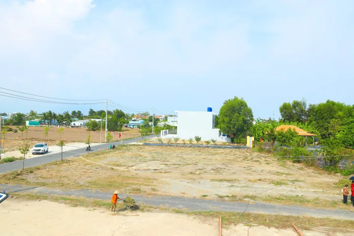 ĐẤT MẶT TIỀN TRƯƠNG ĐỊNH - SỔ SẴN