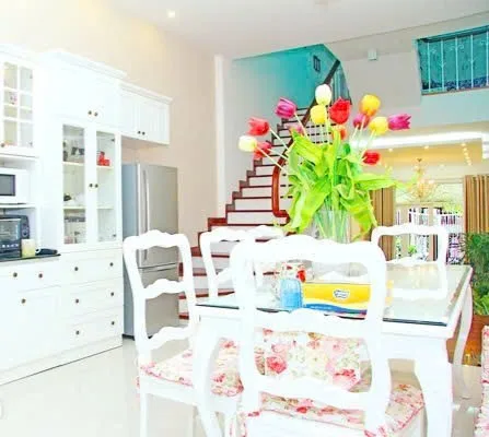 KHÔNG CÓ CĂN THỨ 2, cách đường chính 20 m , Ô TÔ ĐỖ CỬA