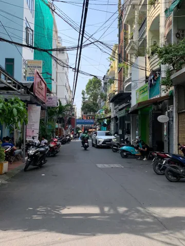 8.x TỶ - NHÀ CHÍNH CHỦ TRẦN HƯNG ĐẠO Q.5 - HẺM THÔNG - NHÀ 3 TẦNG Ở LIỀN
