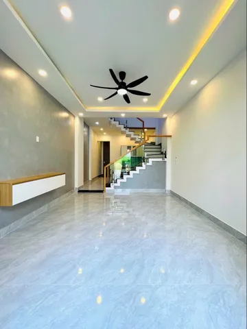 🚗 BÁN NHÀ 2 TẦNG - 54M2( 4*13.5), HOÀN CÔNG, KHÔNG QH - ĐƯỜNG 6M - NHÀ MỚI - HẺM XE HƠI - GẦN CHỢ, UBND - P. LONG PHƯỚC, THỦ ĐỨC.(C)
