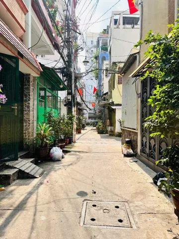 Bán nhà Nguyễn Cảnh Chân Quận 1 Nhà 4 Tầng BTCT 40m² Ô Tô Đỗ Cửa 8Tỷ Thương Lượng