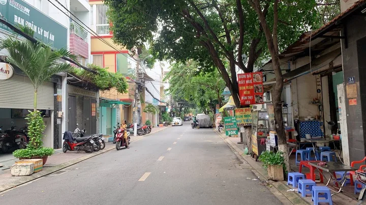 MẶT TIỀN KINH DOANH NGUYỄN GIẢN THANH, BẠCH MÃ, CƯ XÁ BẮC HẢI. 4 tầng chỉ 13 tỷ 500