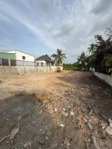 Bán đất 6206m² có sẵn 168m² thổ cư ngang 16,7m giá 13.5 tỷ tại Phường Thuận An