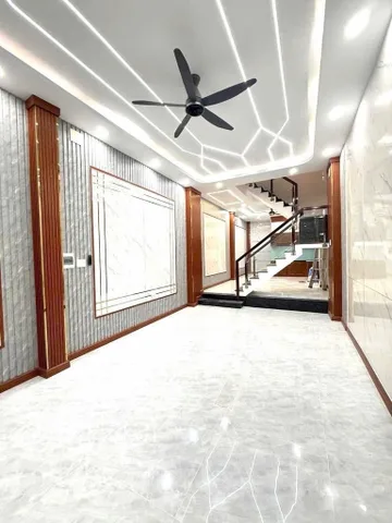 HẺM 8M 4 TẦNG HƯƠNG LỘ2 BTĐ BÌNH TÂN