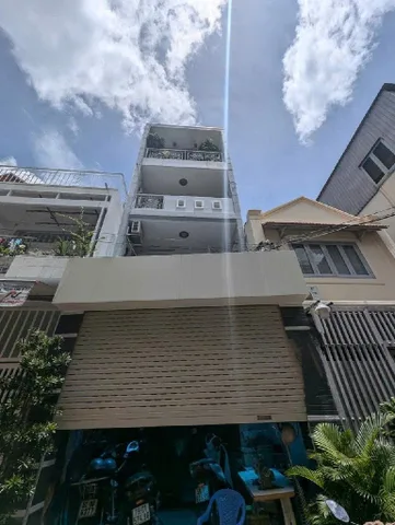 Thoại Ngọc Hầu - DT: 4mx20m - HXH - Đúc 3 Lầu Nhỉnh 8 Tỷ TL Mạnh