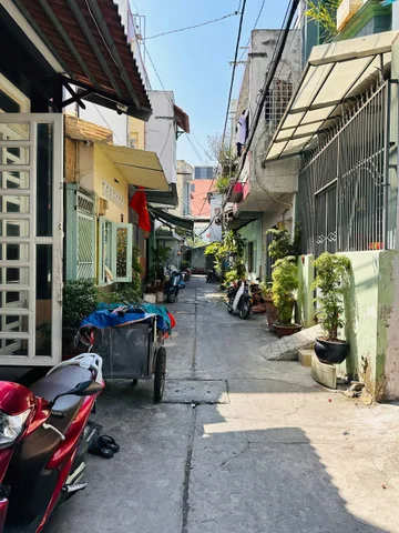 Nhà mới 4 tầng Hòa Bình Tân Phú – 40m² Full nội thất – Gần Đầm Sen – Giá 6 tỷ