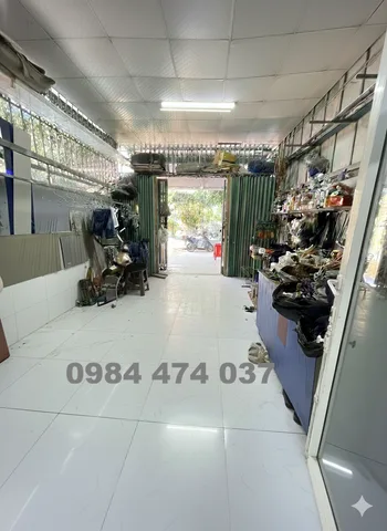 Bán nhà hẻm 195 Quốc Lộ 1A An Phú Đông Quận 12, xe hơi vào nhà, DT: 4x18.5 3PN, có vườn ven sông, pháp lý chuẩn
