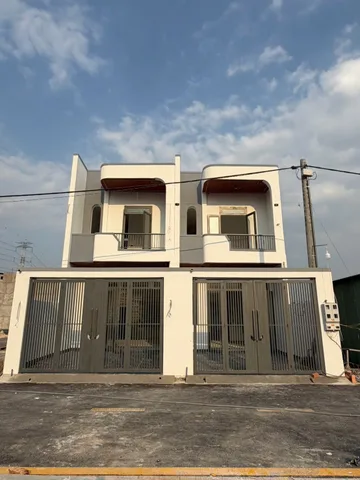 Nhà trệt lầu mới hoàn thiện kẹt tiền bán gấp, gần nhà Thờ Tân Triều
