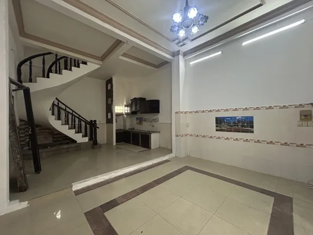 Nhà 4 tầng Thủ Đức dưới 4 tỷ, Hoàn Công, sát chợ Khiết Tâm. LH 0369789964 Đạt