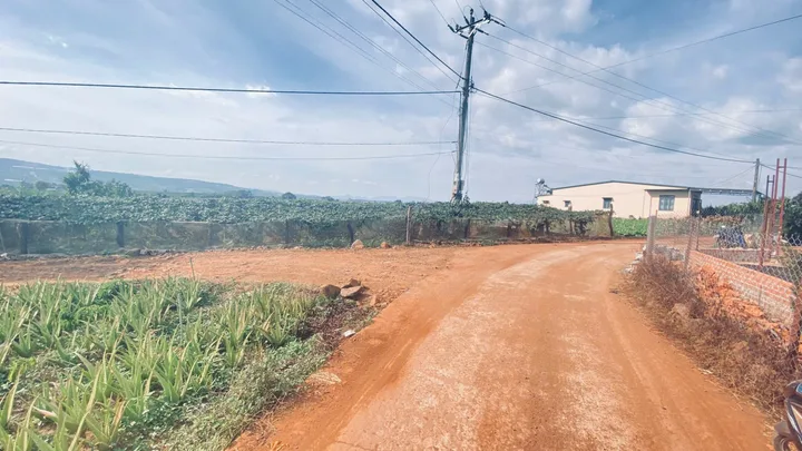 Gần 1,1 ha ( chỉ 11,5 tỷ ), hẻm ba cản, tân hội, đức trọng cũ, lâm đồng