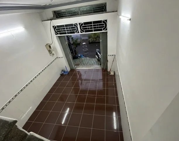 Bán Nhà Đẹp khu TÊN LỬA (4x12M )Ô TÔ NGỦ TRONG NHÀ GIÁ 7.2 TỶ