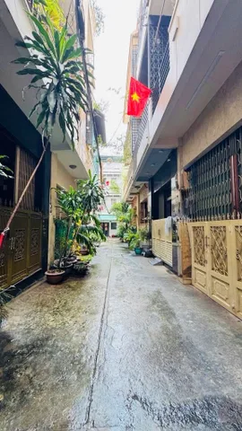 NHÀ ĐẸP GẦN 45M2 - NGANG 4,5M - HẺM 4M TRƯỚC NHÀ AN DƯƠNG VƯƠNG Q.5 - 9.x TỶ