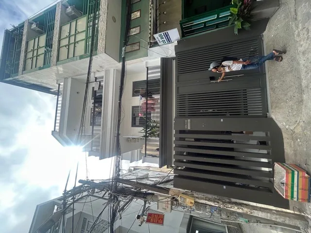 Bán căn hộ dịch vụ huỳnh văn bánh