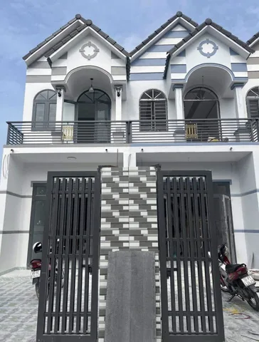 Bán nhanh căn nhà trệt lầu mới hoàn thiện gần trạm thu phí bửu long. Sổ riêng thổ cư full