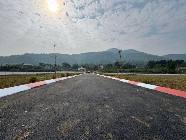 CƯ YÊN LƯƠNG SƠN HÒA BÌNH DT 590M2 GIÁ LOANH QUANH 2 TỶ TIỂU HỌC  VỊ TRÍ NẲM NGAY TRUNG TÂM CÁC KHU NGHỈ DƯỠNG