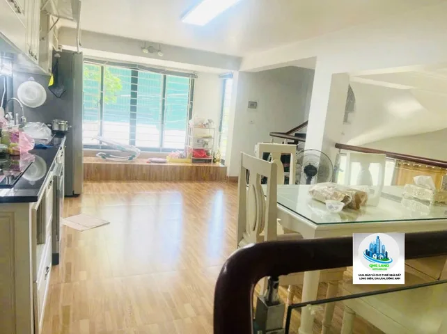 CHO THUÊ NHÀ NGUYÊN CĂN THẠCH BÀN – LONG BIÊN – CÓ GARA Ô TÔ