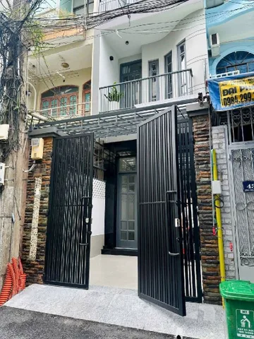 Hiếm ! 4 tầng khu vip - vị trí độc nhất cư xá Nguyễn Trung Trực Quận 10 đang chào bán !!!