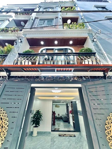 Nhà bán 5 tầng gần emart, sổ hồng riêng