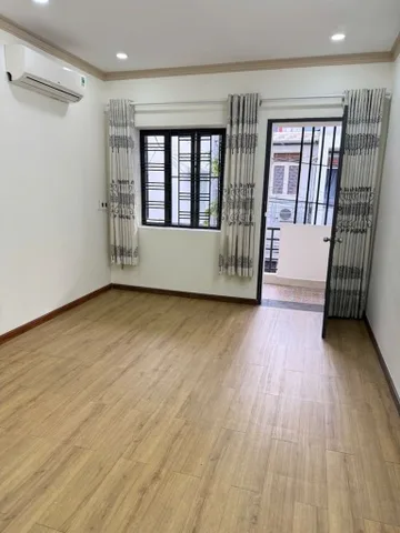 Bán nhà 2 tầng hẻm 5m đường Lê Văn Sỹ, P. Tân Sơn Hòa – Giáp Phú Nhuận, chỉ 7.1 tỷ