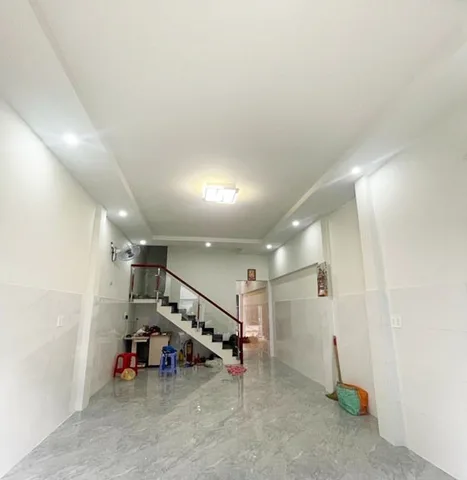 Nhà đường Hoàng Văn Thụ, Tân Sơn Nhất, 4.2x13m, 53m2, chỉ 7.9 tỷ TL