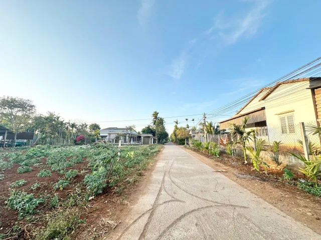 Bán đất 201.7m² có sẵn 60m² thổ cư ngang 10m giá 1.19 tỷ tại Xã Cuôr Đăng
