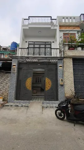 Nhà 1 xẹc,đường nhựa,xe tải thông,vừa  hoàn thiện,5t680 giảm còn 5tỉ300tr, vào ở  ngay,full nội thất