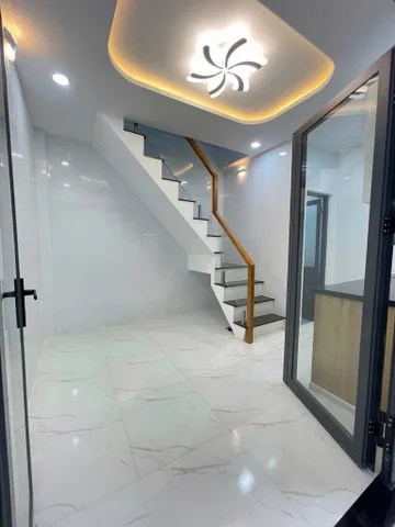 Bán nhà 13m² full thổ cư ngang 4.2m giá 2.45 tỷ tại Đường Bình Thới Phường Hòa Bình