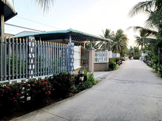 Bán RẺ 2 Lô Đất liền kề 170+170m2 có sẵn 200 m2 thổ cư MẶT TIỀN Đường Chùa Bà Tám.Phước Thạnh Thành phố Mỹ Tho Tiền Giang