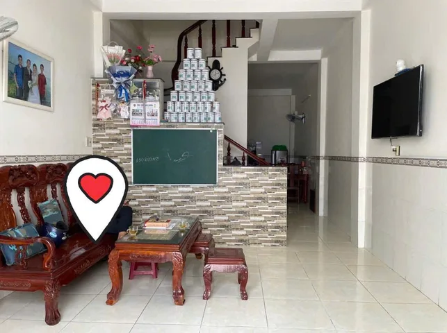 BÁN NHÀ Khu TĐC Vĩnh Trường  Nhà 2tầng 1tum sân thượng Giá bán 4 tỷ500 triệu