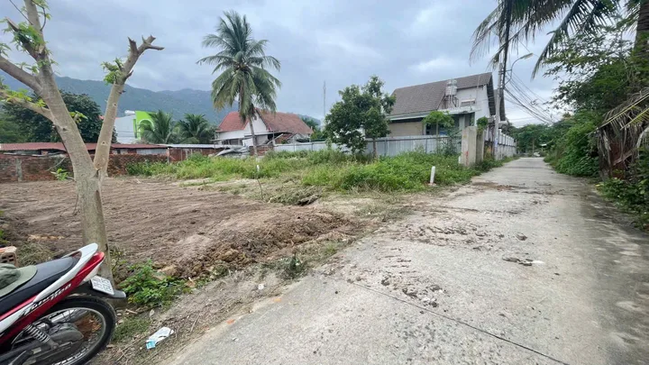 CHỦ CẮT BÁN LÔ ĐẤT ĐẸP HẺM BÌNH HOÀ .GẦN ĐƯỜNG NGUYỄN TẤT THÀNH