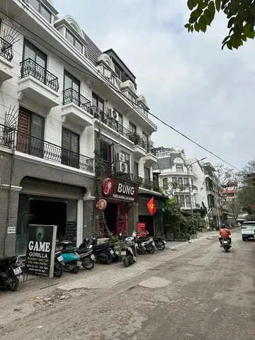 BÁN LIỀN KỀ PHÙNG KHOANG 80M2 – VỈA HÈ ĐÁ BÓNG – OTO TRÁNH – KINH DOANH – 26.5 TỶ