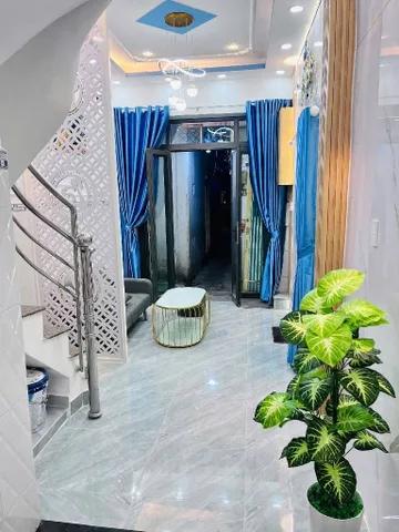 NHÀ ĐẸP 3 TẦNG BTCT,  HẺM 100 DƯƠNG BÁ TRẠC, TRUNG TÂM Q.8, 30M2, 4PN, NHỈNH 4T