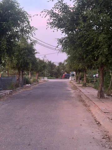 Nhà 2 tầng Đẹp Rực rỡ. MẶT TIỀN Đường Nhựa, Ngay Kênh Nổi. Tân Mỹ Chánh . Mỹ Tho.