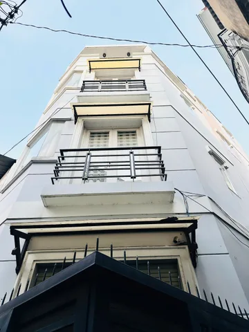 Bán Nhà Trần Đình Xu Quận 1 – 34m² – 4 Tầng – 5 Phòng Ngủ – Hẻm Thông – Gần Nguyễn Trãi – Giá 7,6 Tỷ