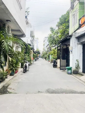 Bán nhà gấp 2 Tầng HXH Phạm Đăng giảng Bình Tân