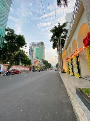 Bán nhà Mặt tiền Hoàng Việt, Phường 4, Quận Tân Bình – Giá 34 tỷ