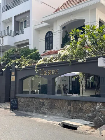 Bán nhà Hẻm Thành Thái, Phường 12, Quận 10 – Giá 42 tỷ