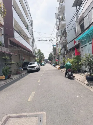 Bán nhà gấp Cấp 4 HXH Thoại Ngọc Hầu Tân Phú