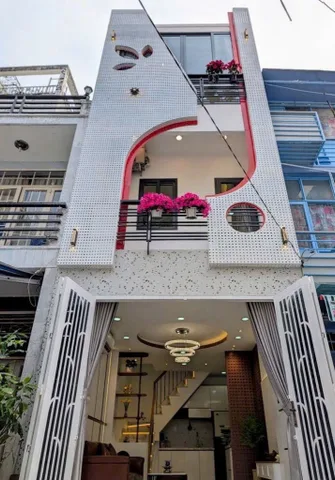 NHANH  MỚI KỊP - NGAY KHU VIP - HỒ BIỂU CHÁNH PHÚ NHUẬN - Full Nội Thất