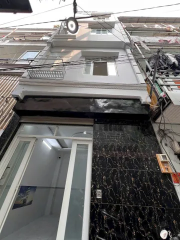 Nhỉnh 3ty nhà shr 5 lầu 3pn sát tô ký ngay trường đh gtvt 3 khu vực cực kì đông đúc, về gò vấp 5p