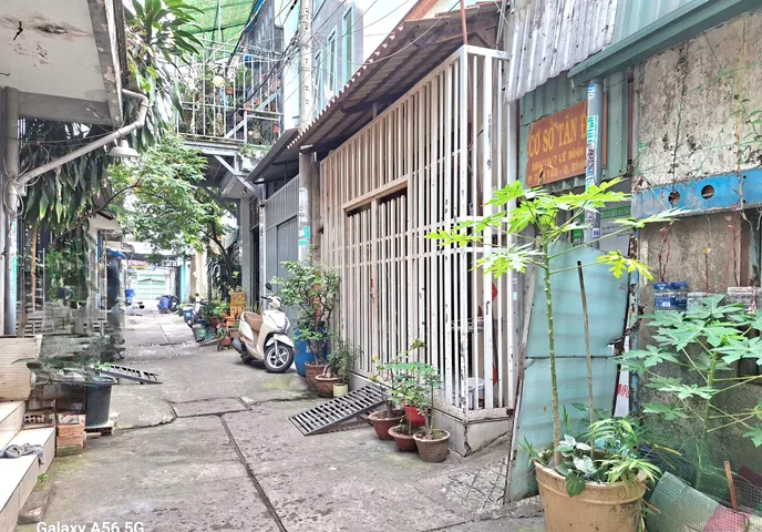 Nhà Lê Đình Cẩn_Dt (52m2), nhỉnh 4ty_hẻm xe hơi, Shr